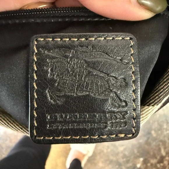 Burberry Brook Black Pebbled Leather Shoulder Bag Nova Check Trim - Picture 11 of 12